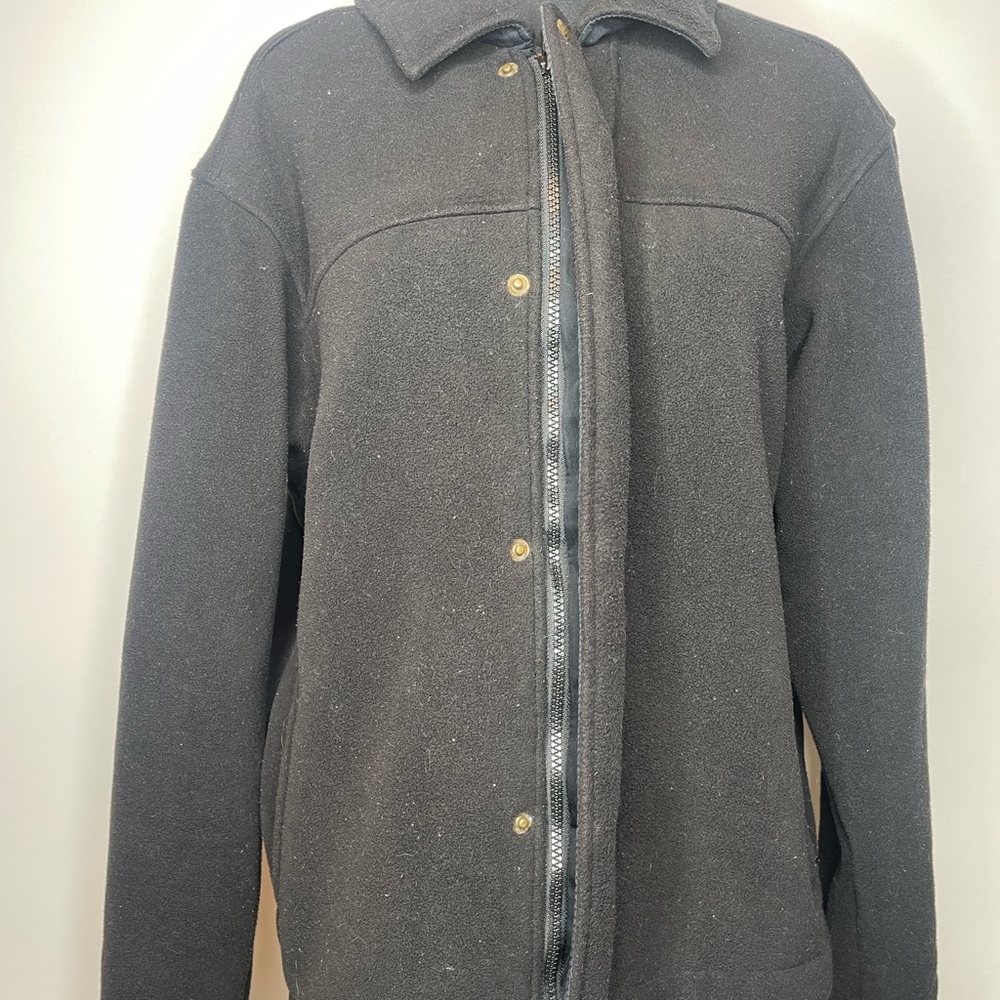 Columbia Men’s Jacket Size Medium Full Zip Up. Super Warm Fleece Material